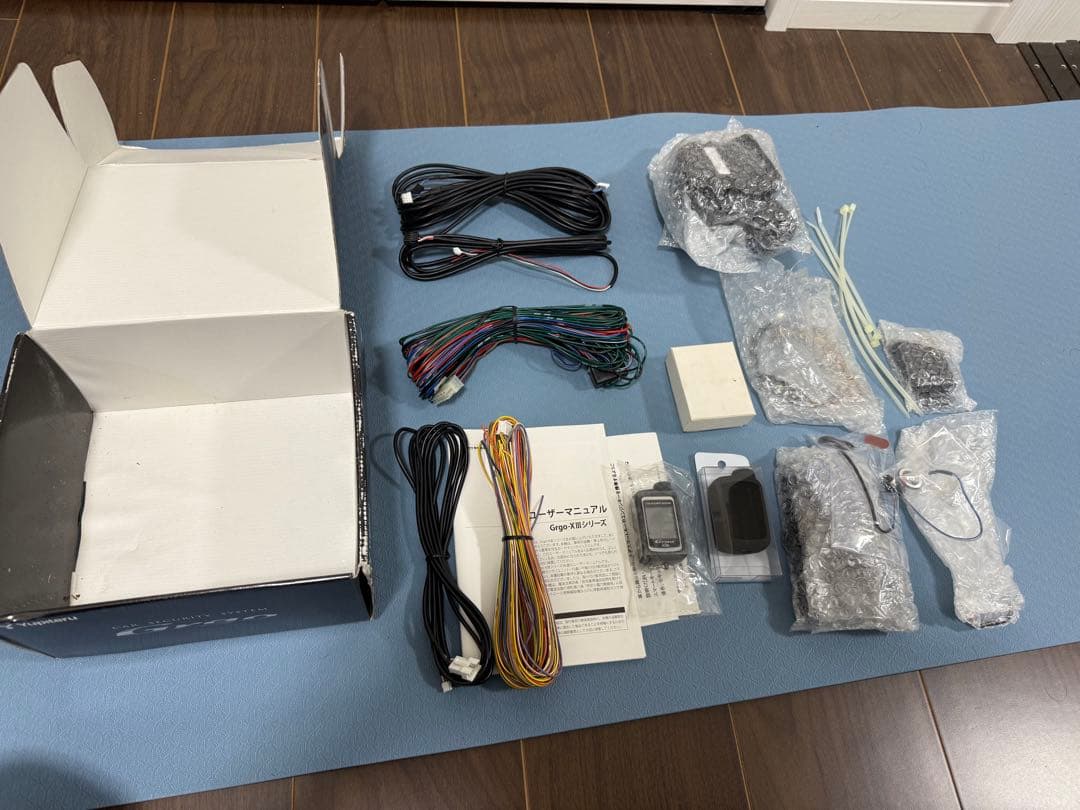 V*5様 Yupiteru Grgo Xlllカーセキュリティシステム