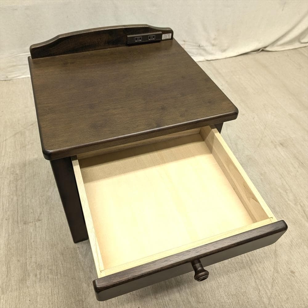 美品　カリモク　天然木　サイドテーブル　ナイトテーブル　ベットサイド　花台　収納