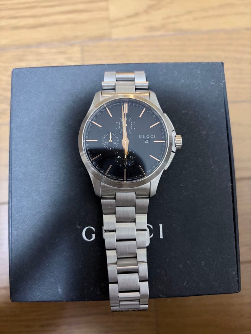 GUCCI Gタイムレス　YA126272 黒文字盤