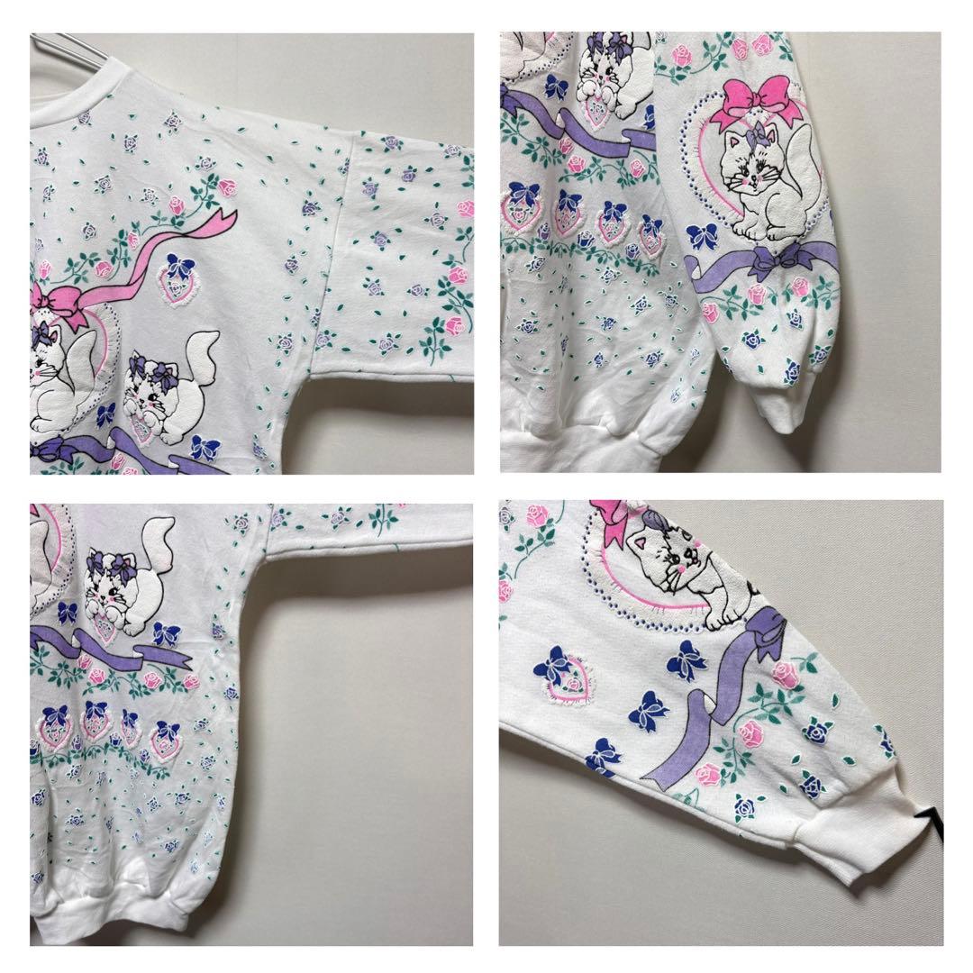 USAvintageアメリカ古着 発泡プリント猫ちゃんハートデザインスウェット