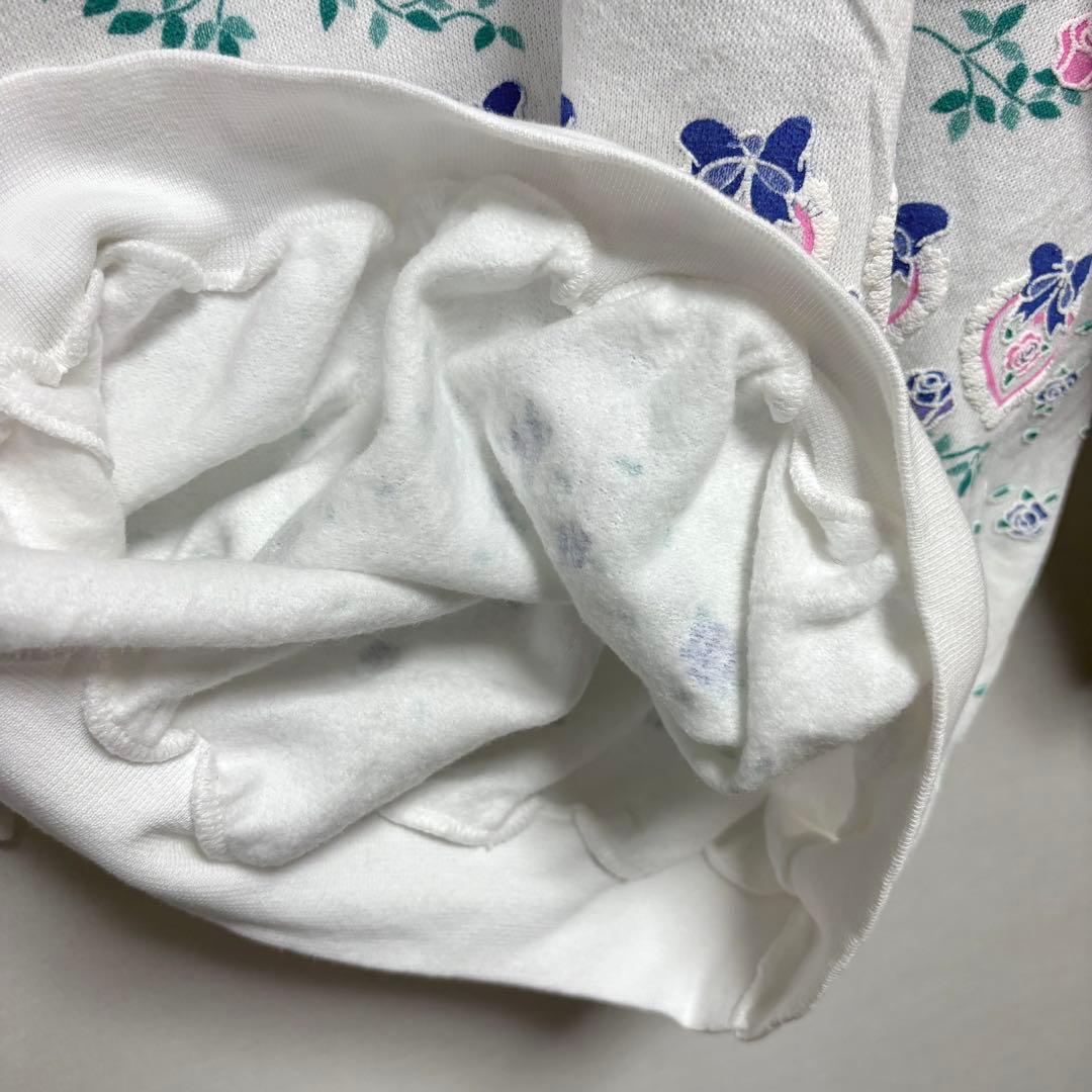 USAvintageアメリカ古着 発泡プリント猫ちゃんハートデザインスウェット