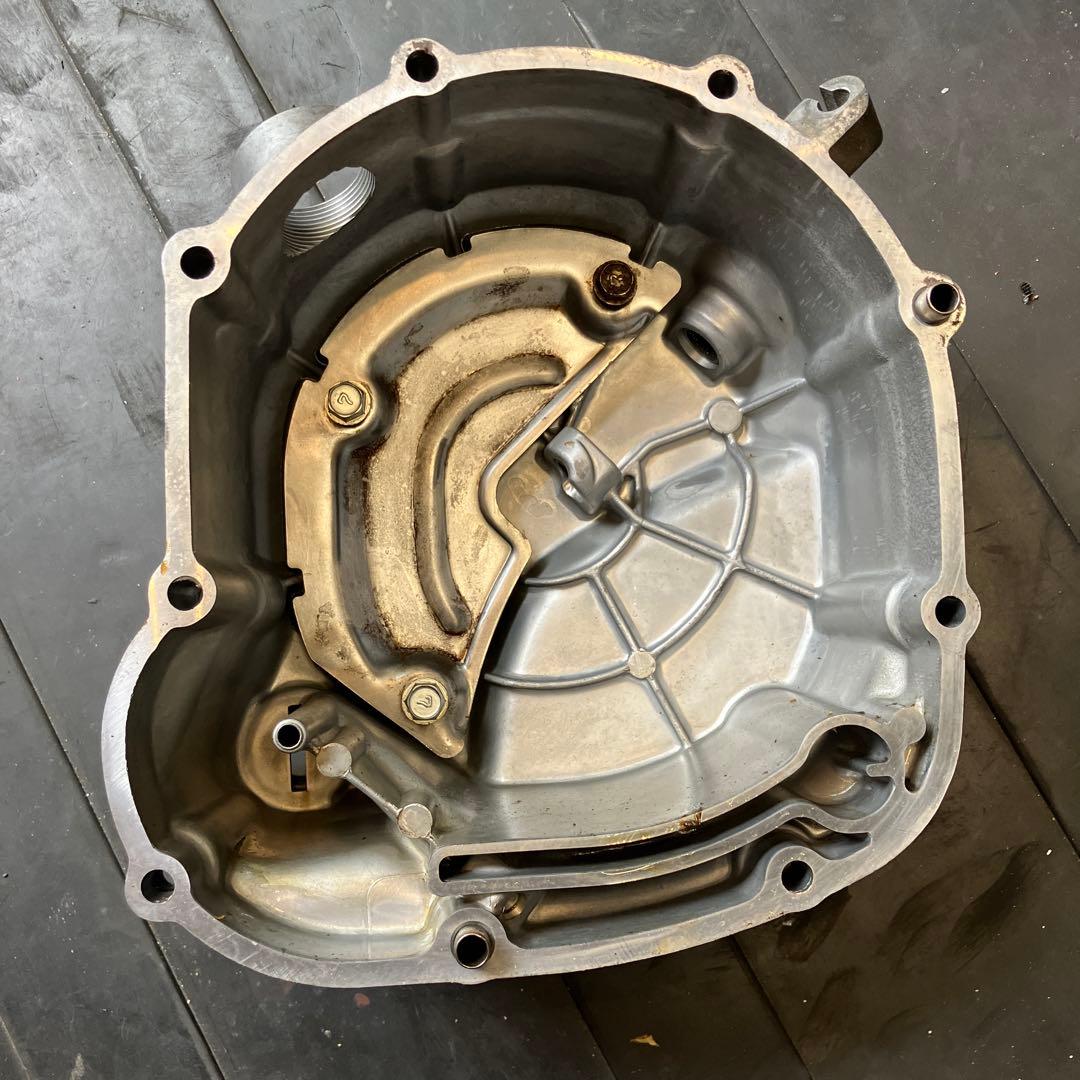 カワサキ　ゼファー400 クラッチカバー