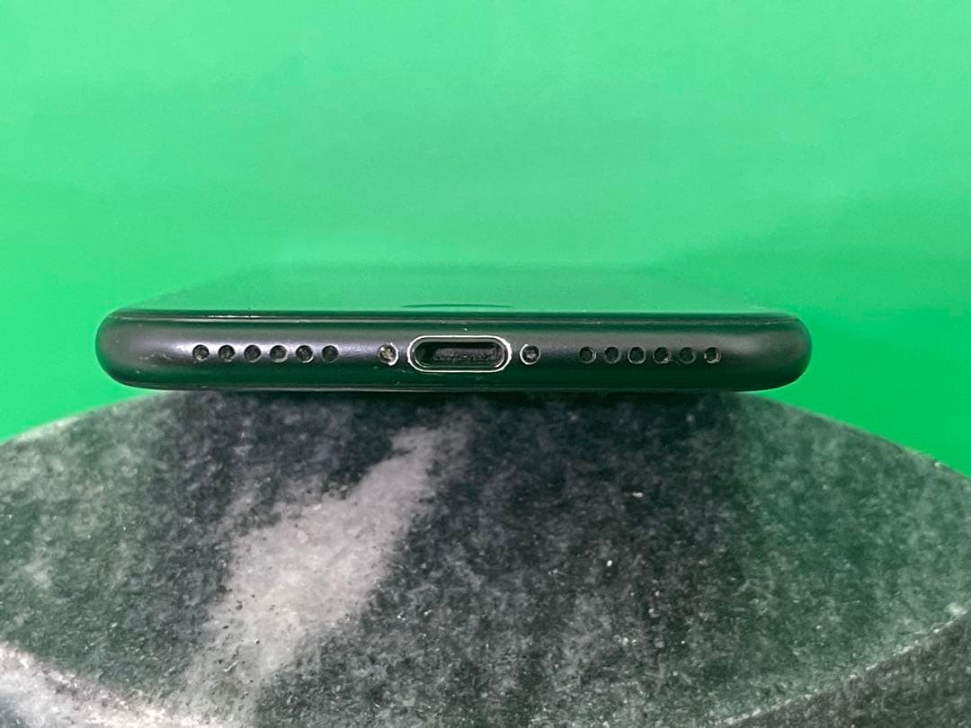 iPhoneSE 第3世代 SIMロックなし