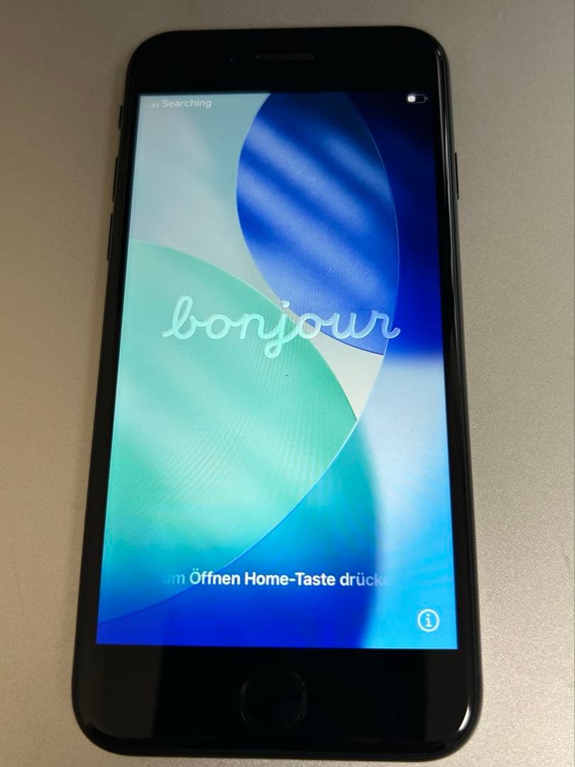 Apple iPhone SE2 SIMフリー ブラック 本体のみ