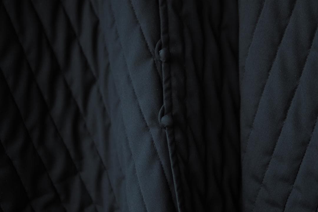 jugen lehl ウールシルクのキルティングコート　黒　美品　ヨーガンレール