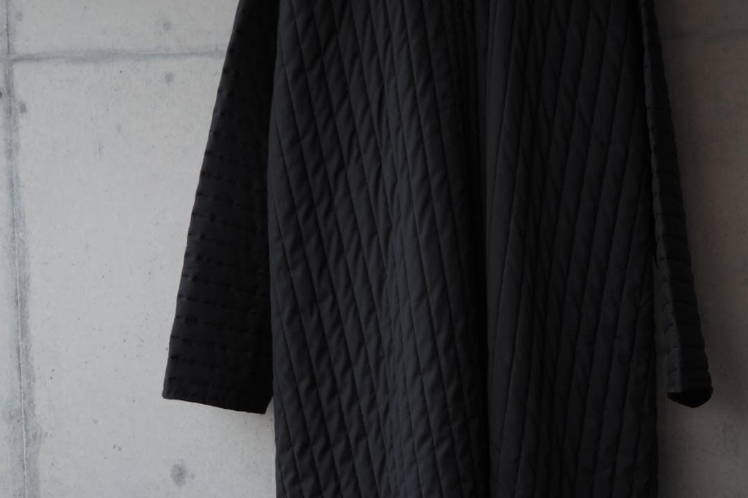 jugen lehl ウールシルクのキルティングコート　黒　美品　ヨーガンレール