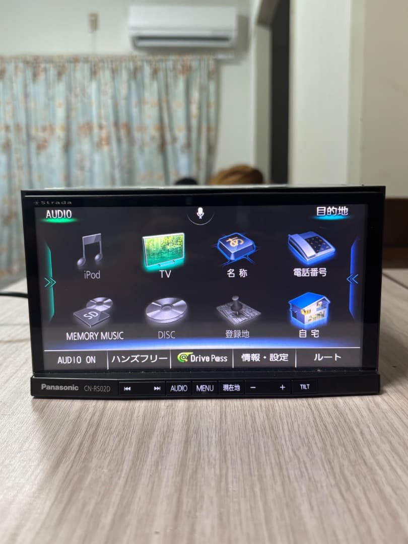 カーナビ CN-RS02D