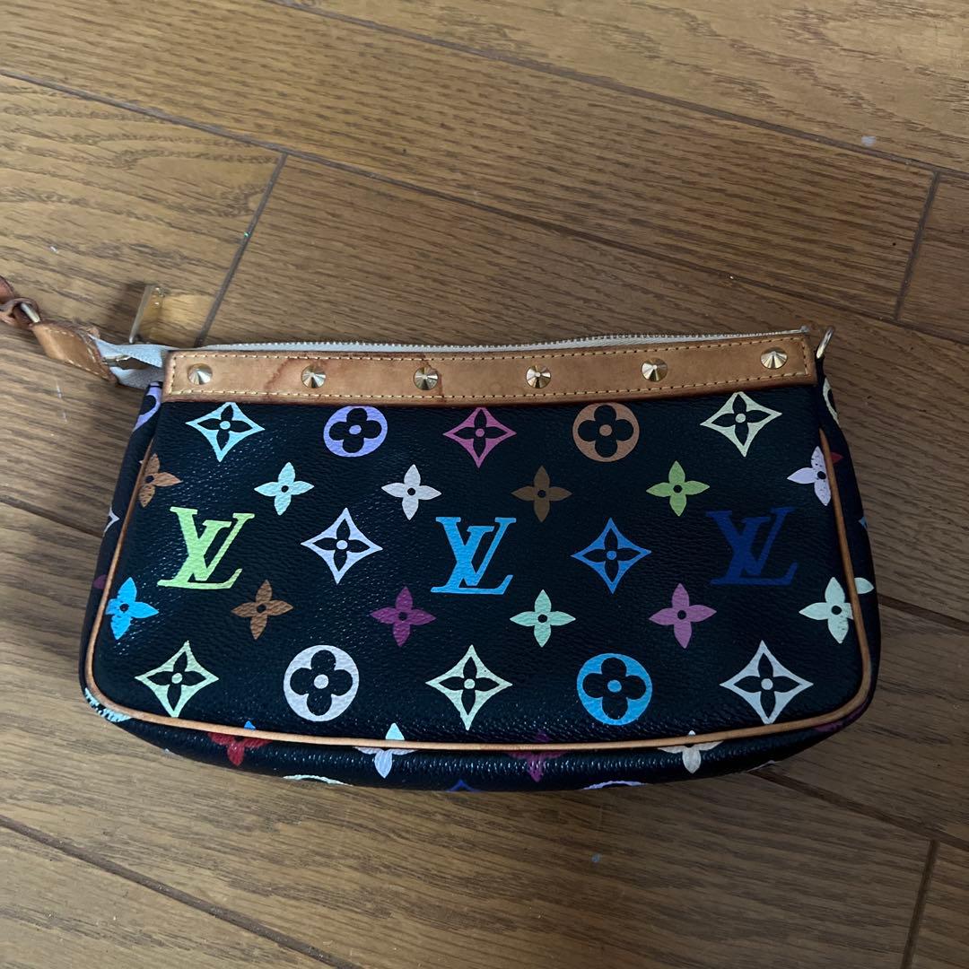 Louis Vuitton マルチカラー クラッチバッグ
