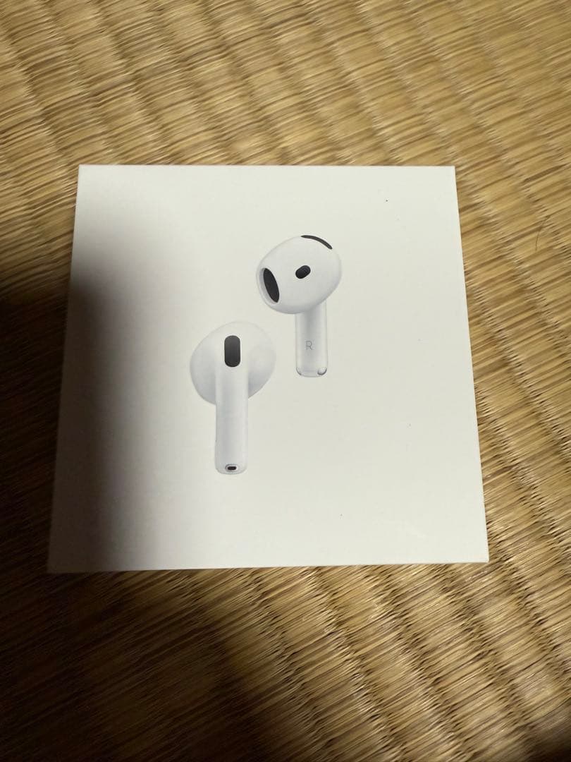 【新品未開封】AirPods 4 本体 アクティブノイズキャンセリング