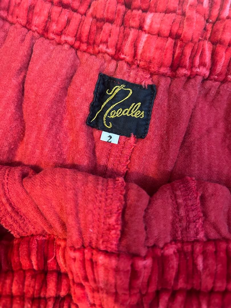 【期間限定】needlesヒザデルパンツ 赤 コーデュロイ