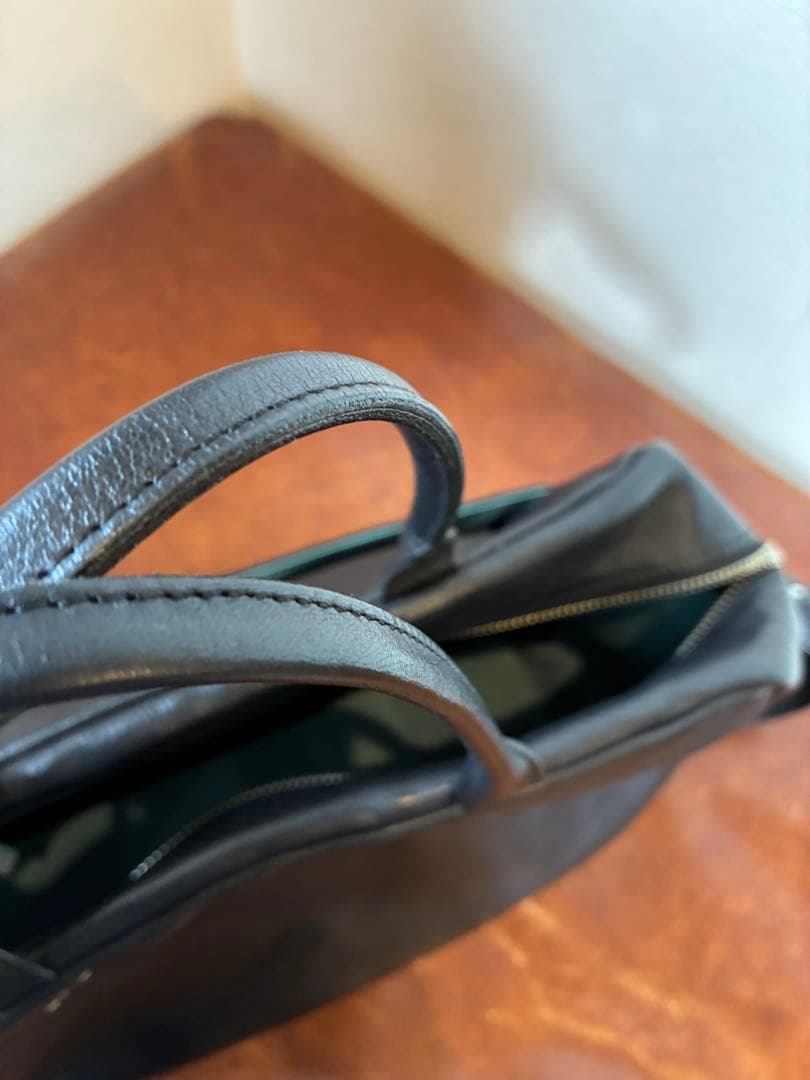 ブラックレザー ビジネスバッグ