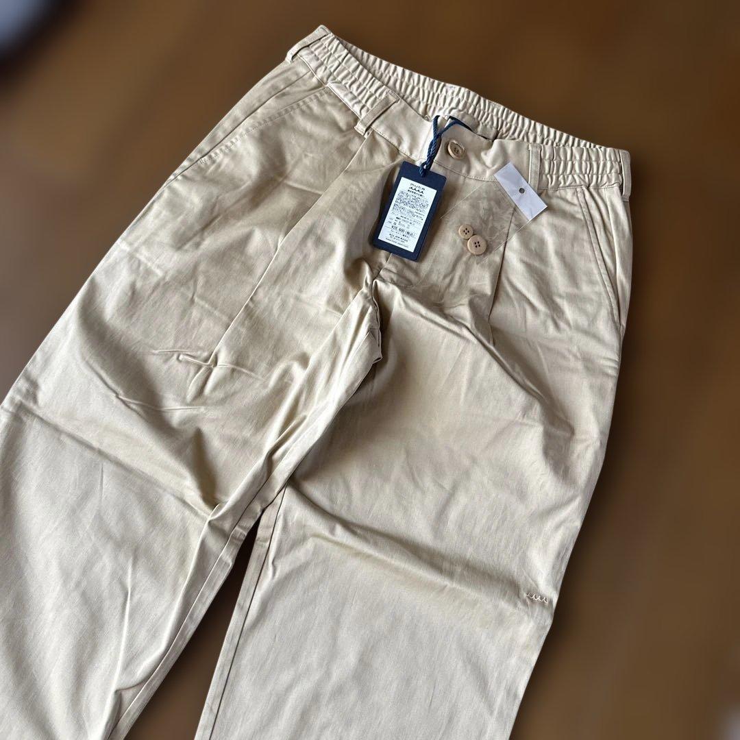 タックワイド チノパンツ ベージュ
