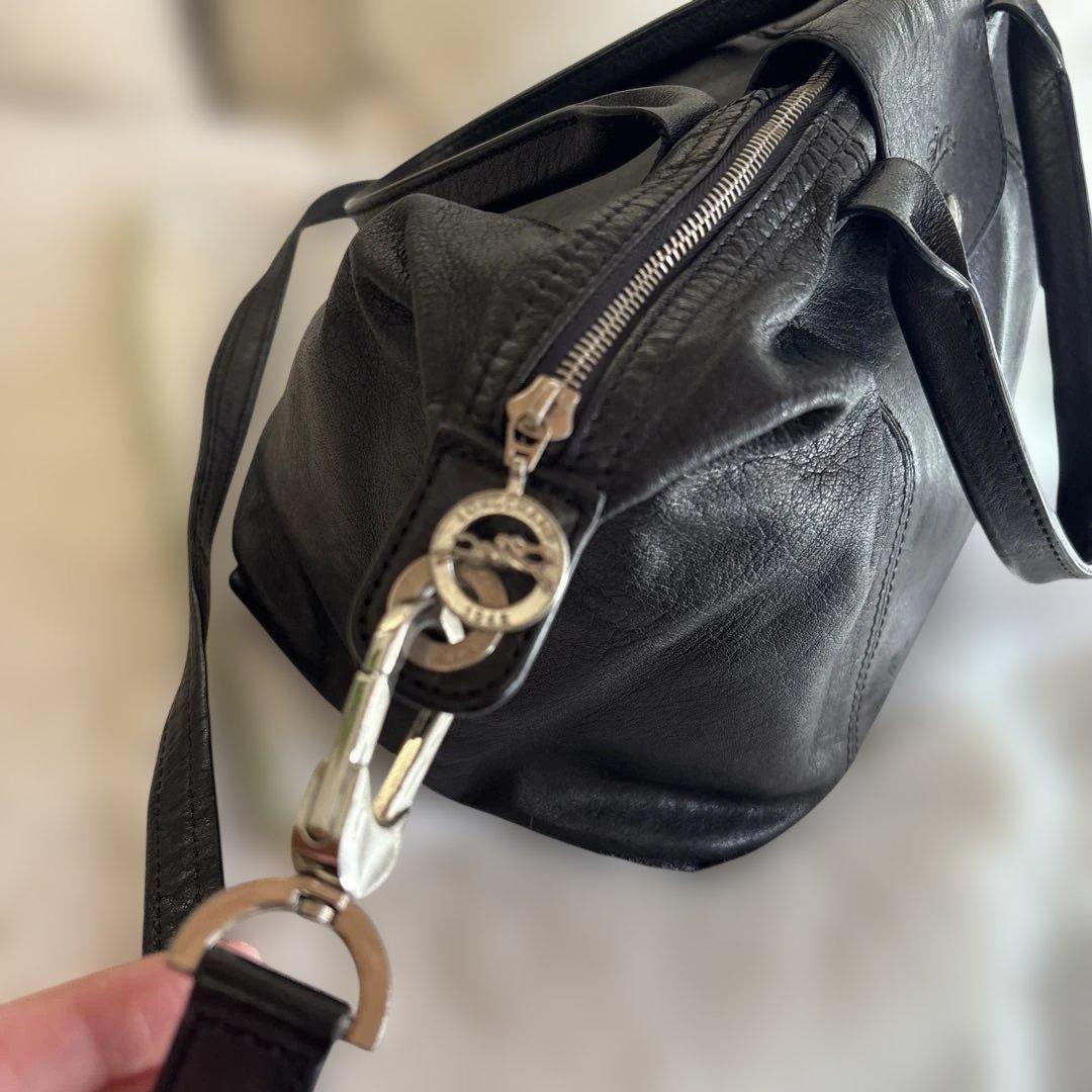 Longchampロンシャン　レザー　ショルダーバック　ブラック