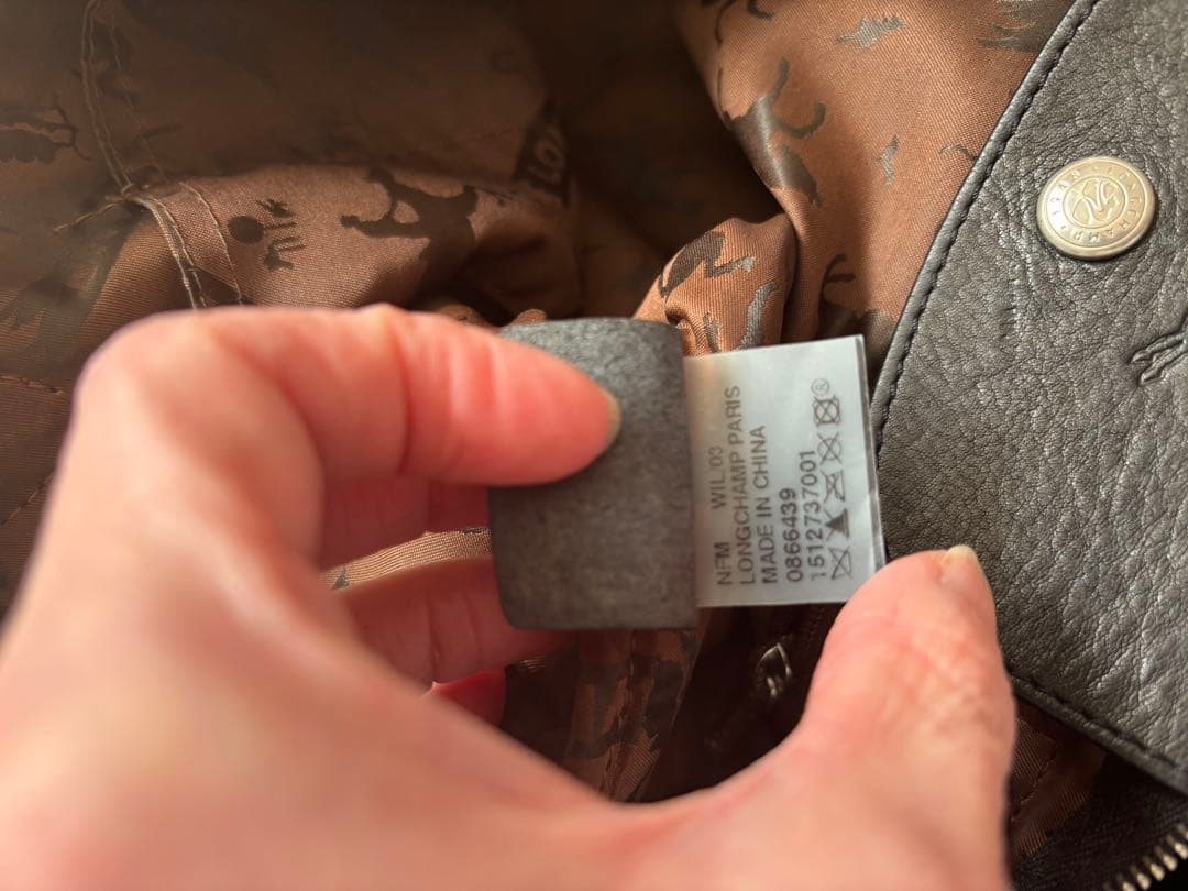 Longchampロンシャン　レザー　ショルダーバック　ブラック