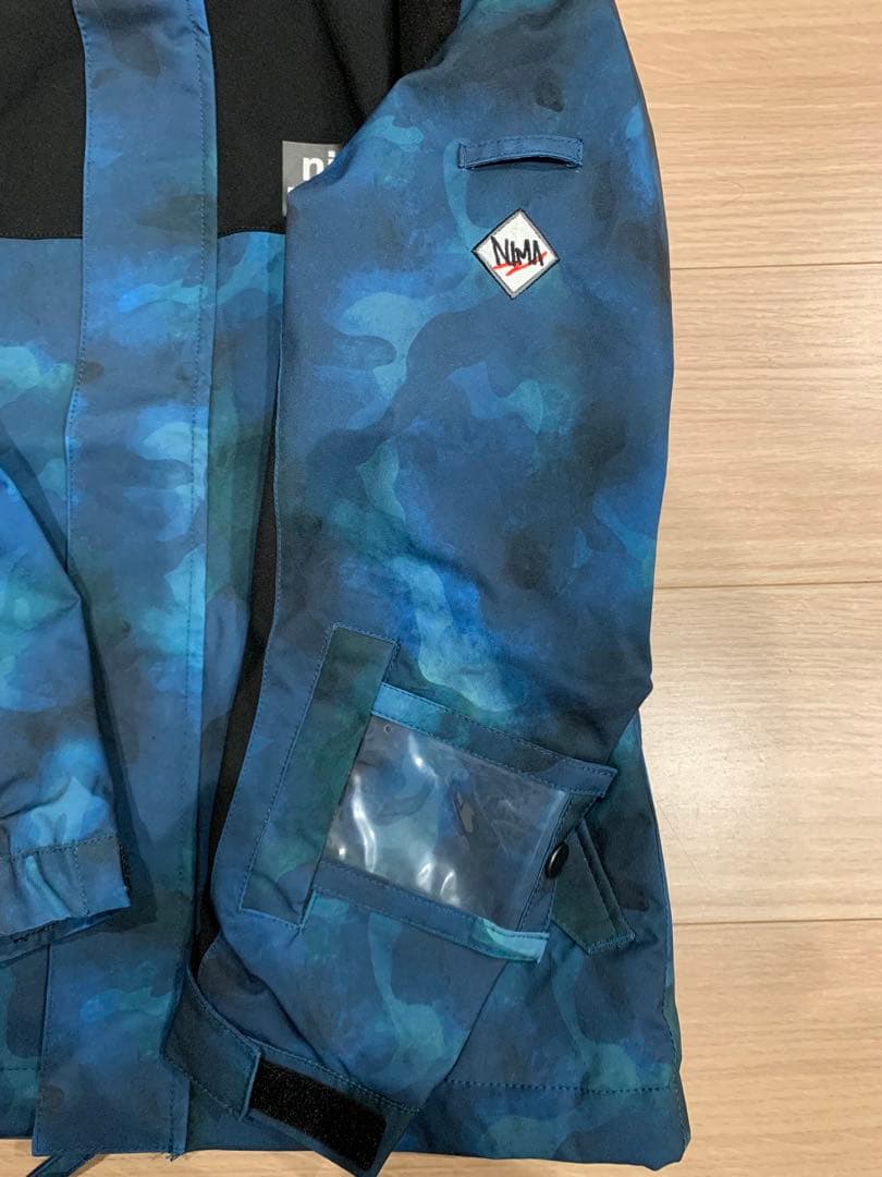 み*み様 【新品未使用⠀】125-145cm nima 防水ブルー迷彩柄 スキー