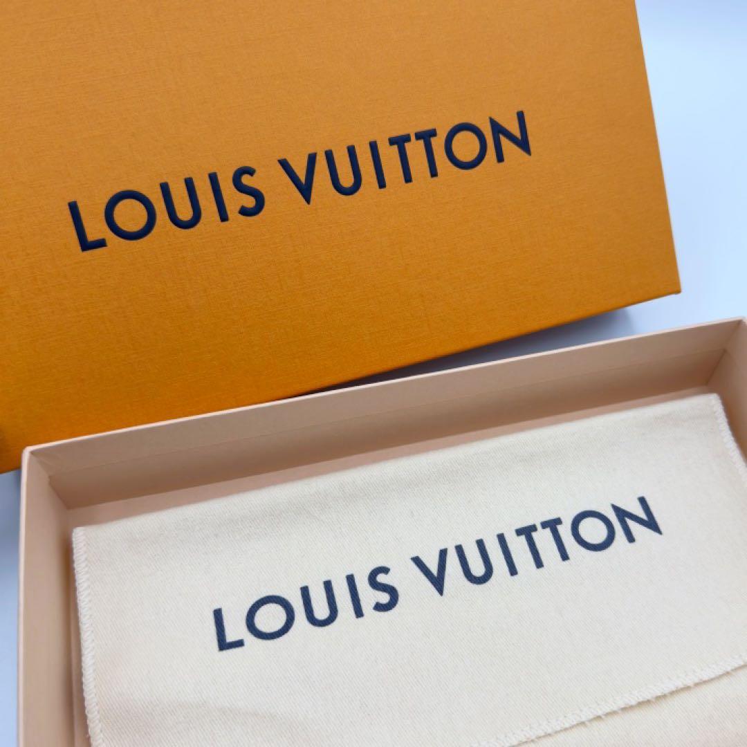 ギフト対応　ICチップ　ヴィトン財布　アンプラント　ポルトフォイユサラ　ノワール