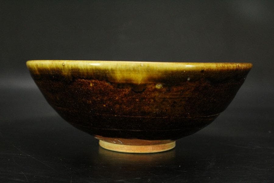 瀬戸名工 早梅亭 弘法善治(加藤善治)黄瀬戸茶碗 箱入(メ1297)