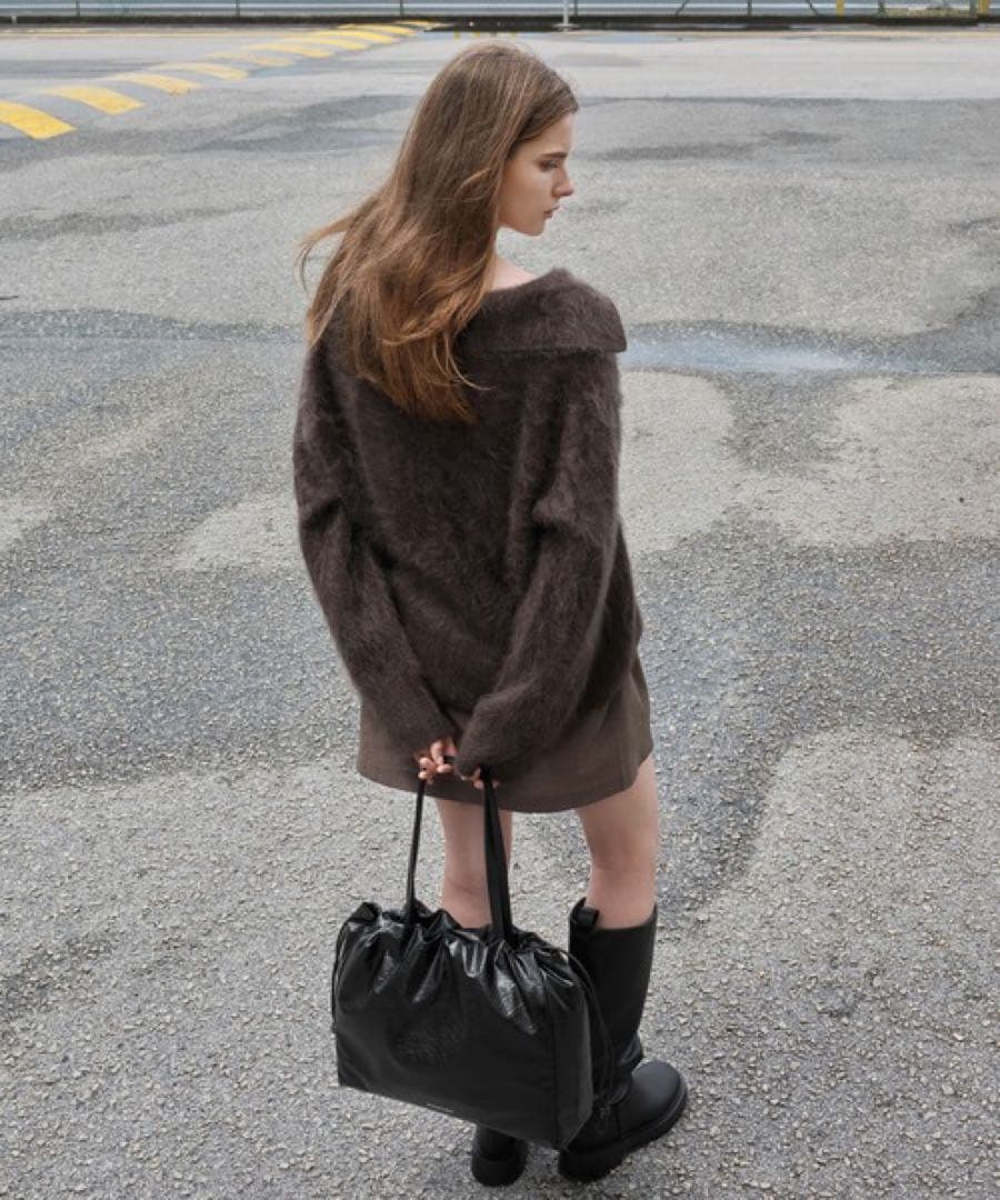 CHARLES & KEITH ドローストリングバッグ ブラック