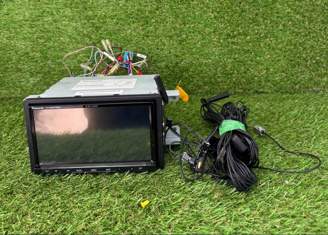 Panasonic CN-RA05D カーナビ 7インチ 2018