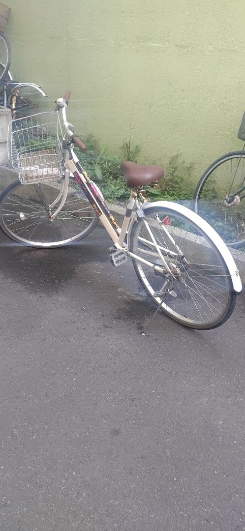 【札幌市内に引き取り限定】シティサイクル 27インチ ホワイト