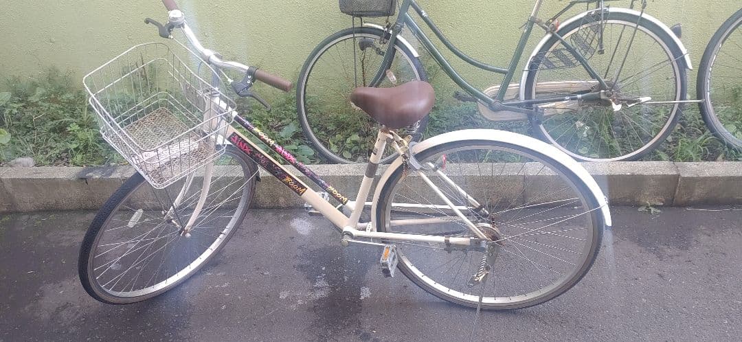 【札幌市内に引き取り限定】シティサイクル 27インチ ホワイト