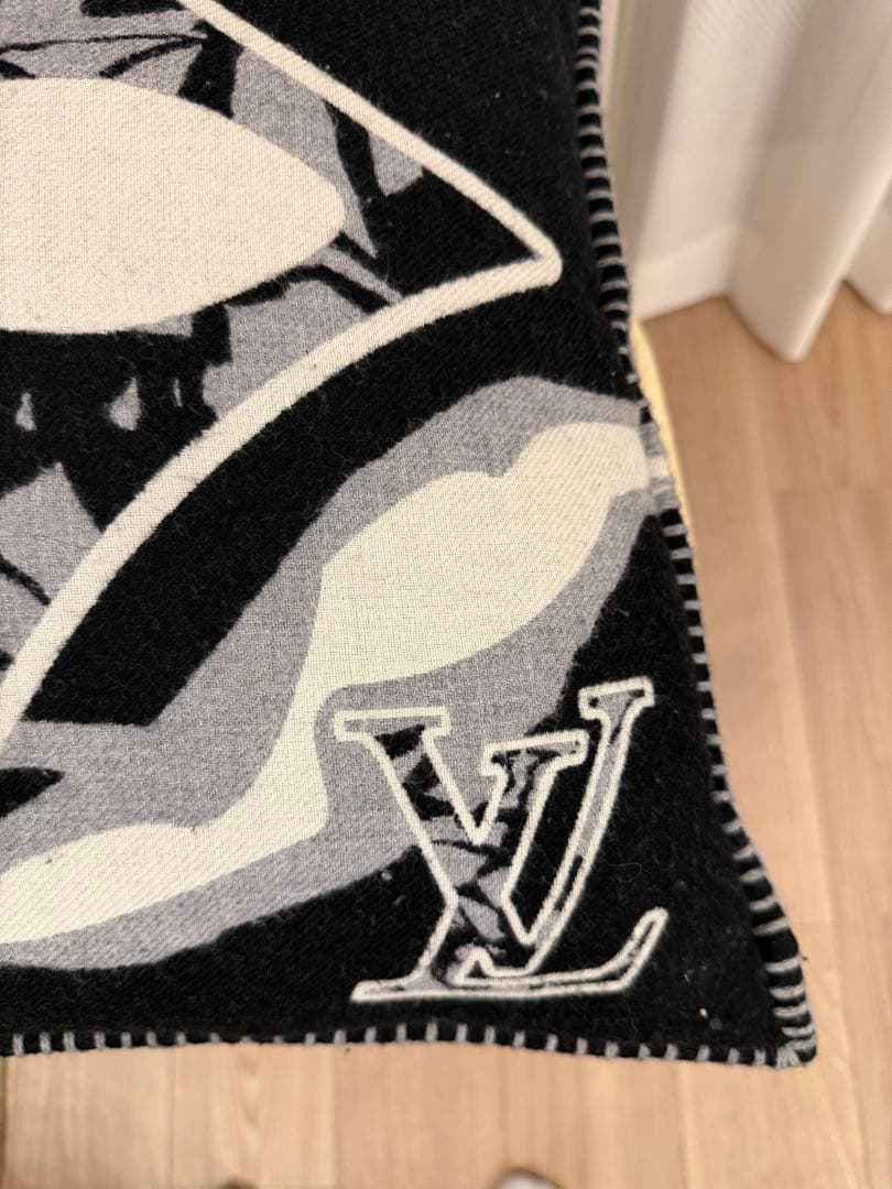 ルイ・ヴィトン 迷彩デザインクッション