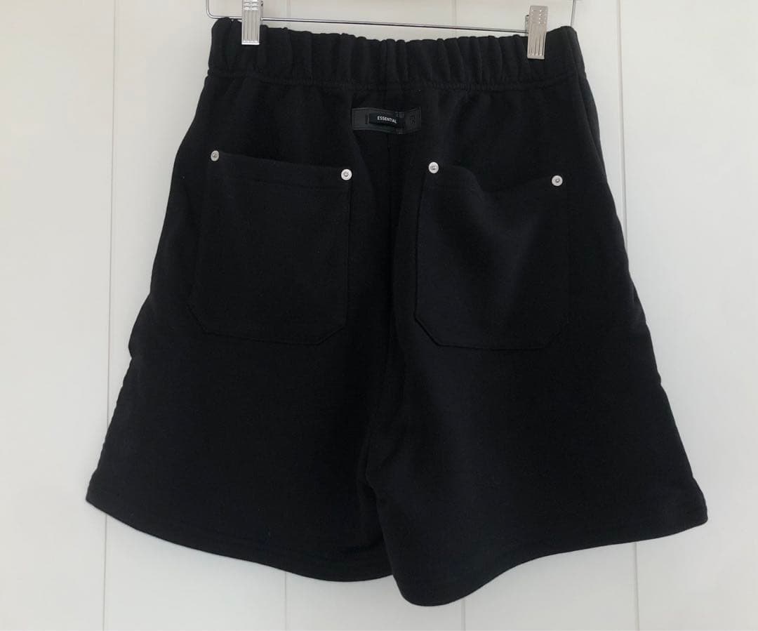 ESSENTIAL ロゴ裏毛プルオーバー ショートパンツセットアップ