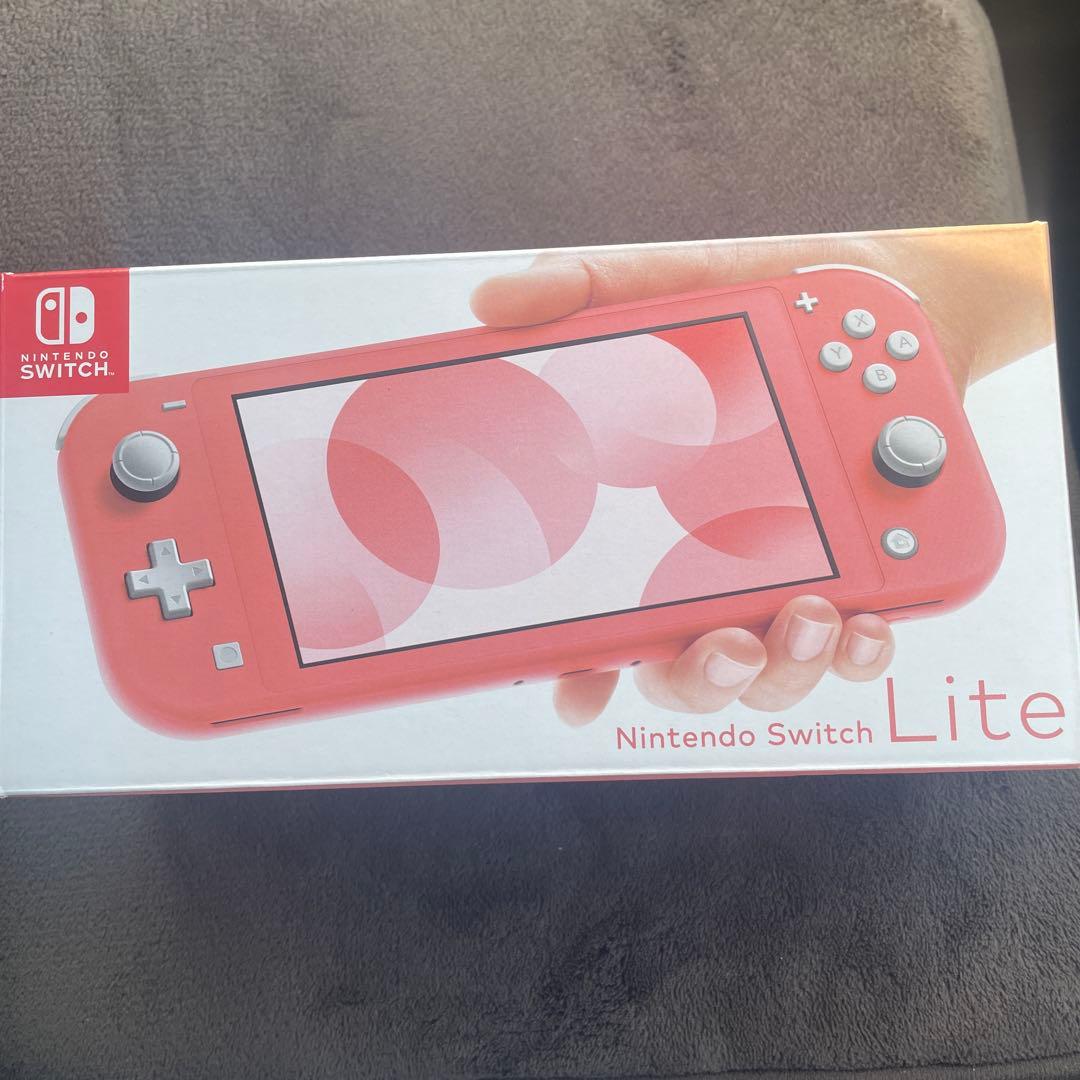 Nintendo Switch Lite コーラル