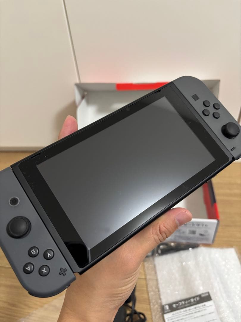 Nintendo Switch 本体 追加Joy-Con とケース付き