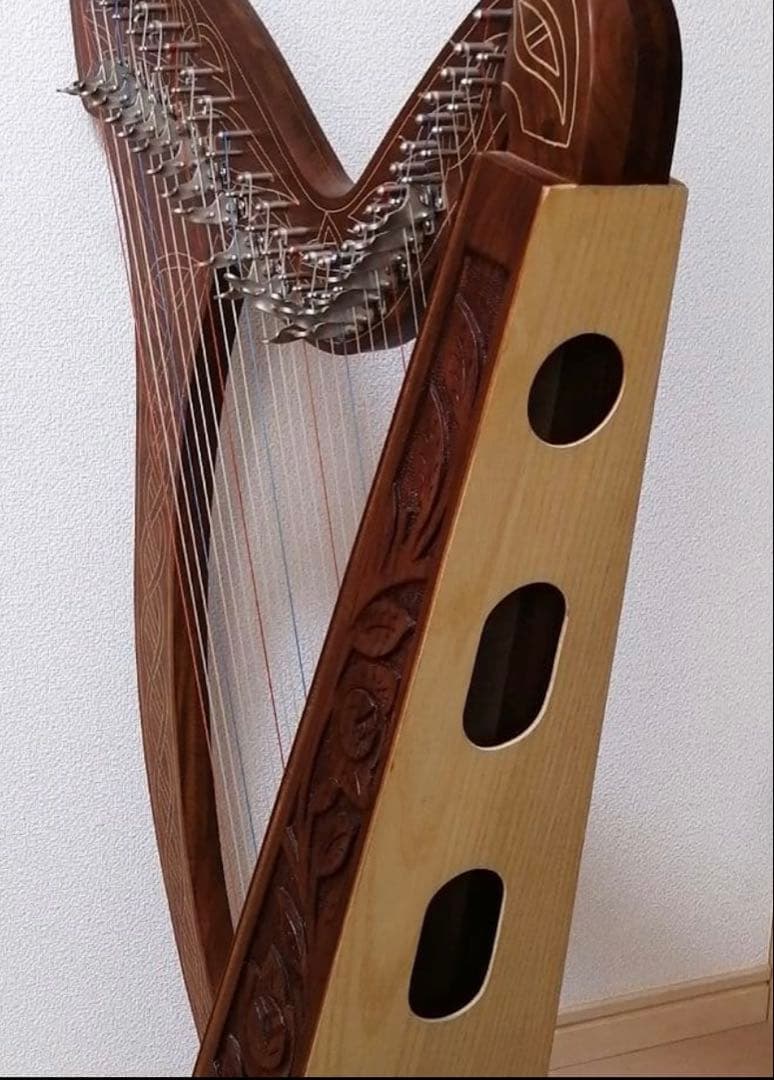 アイリッシュハープ