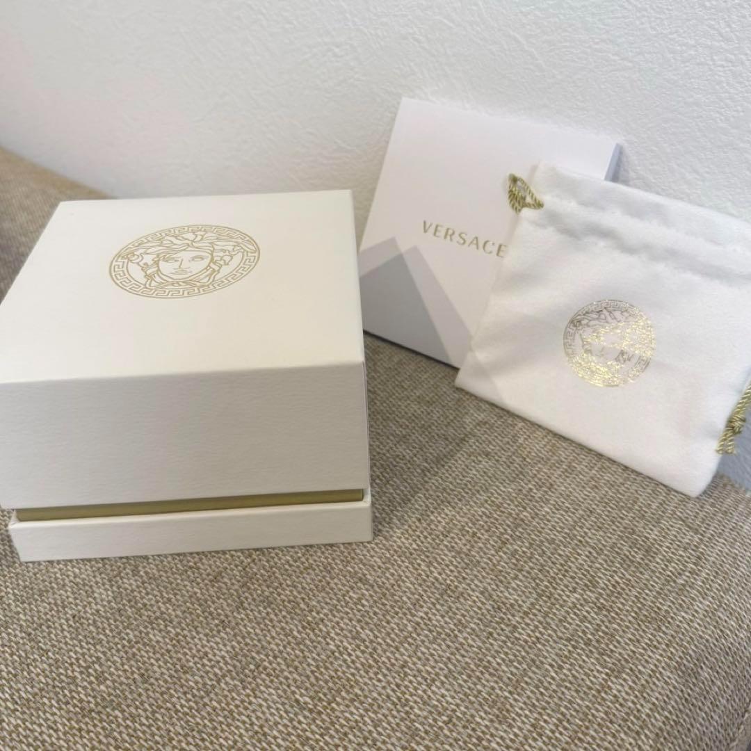 新品未使用 VERSACE ヴェルサーチェ 腕時計 Versace