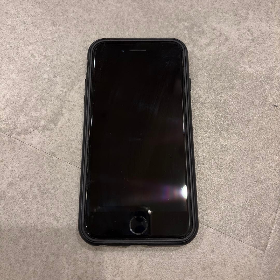 iPhoneアクセサリー iPhone8 64GB