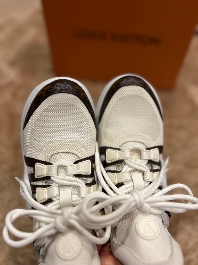 LOUIS VUITTON アークライトスニーカー
