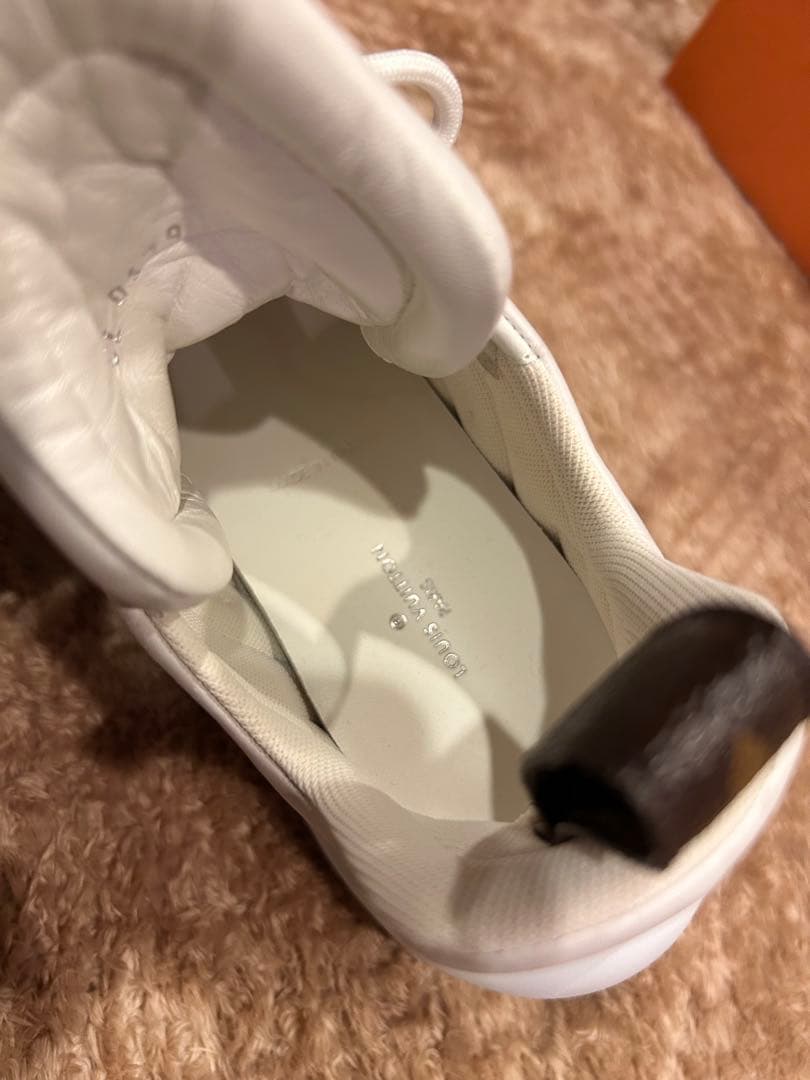 LOUIS VUITTON アークライトスニーカー