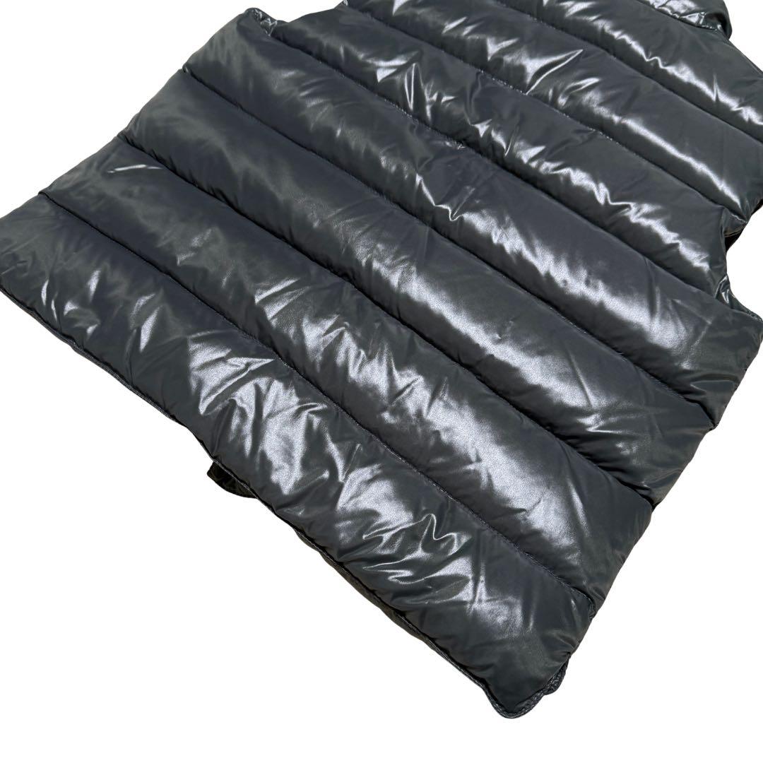 MONCLER モンクレール ダウンベスト グレー TIB