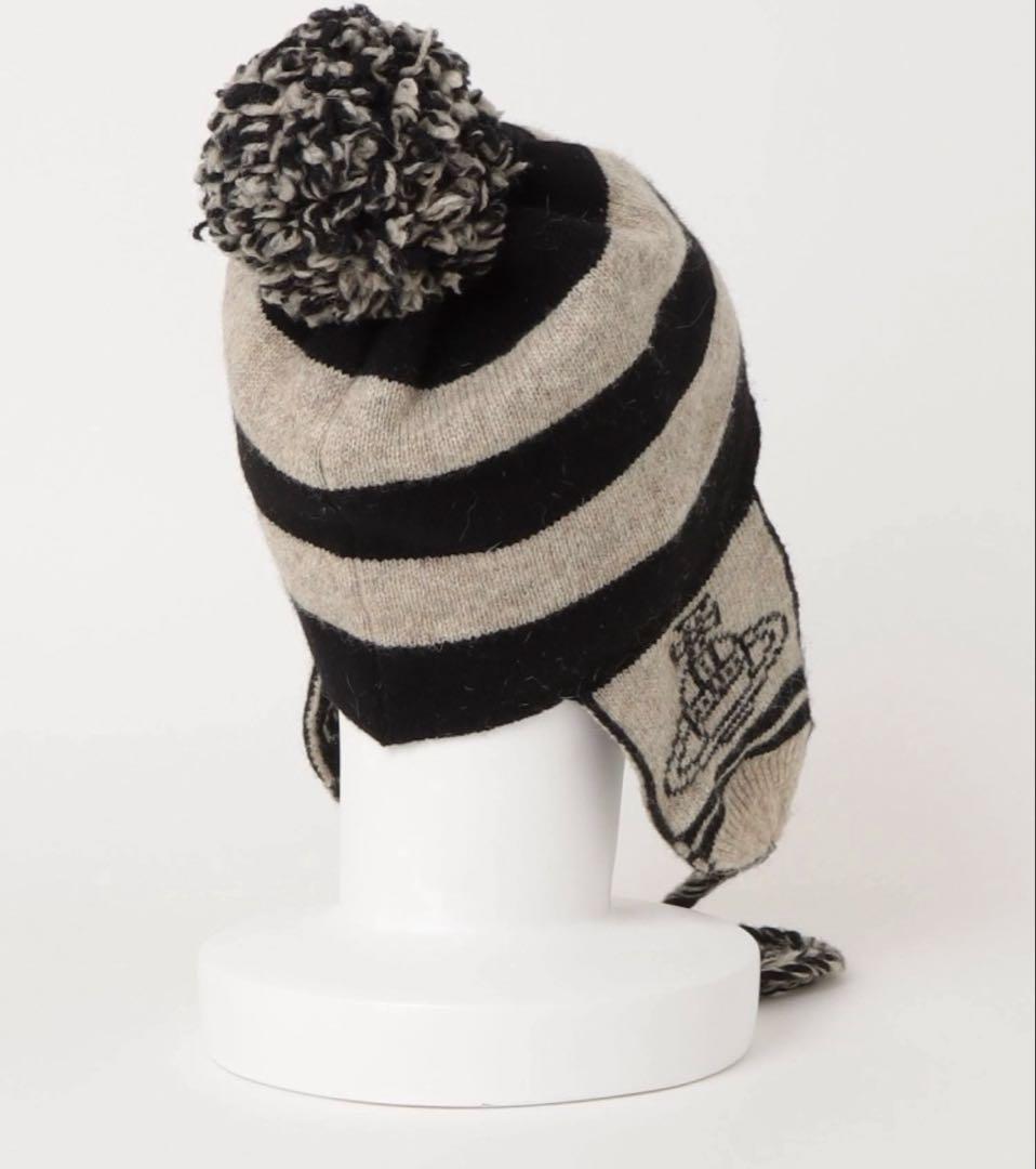 ヴィヴィアンウエストウッド　耳当て付きボンボンニット帽　ボーダーNANAシン着用