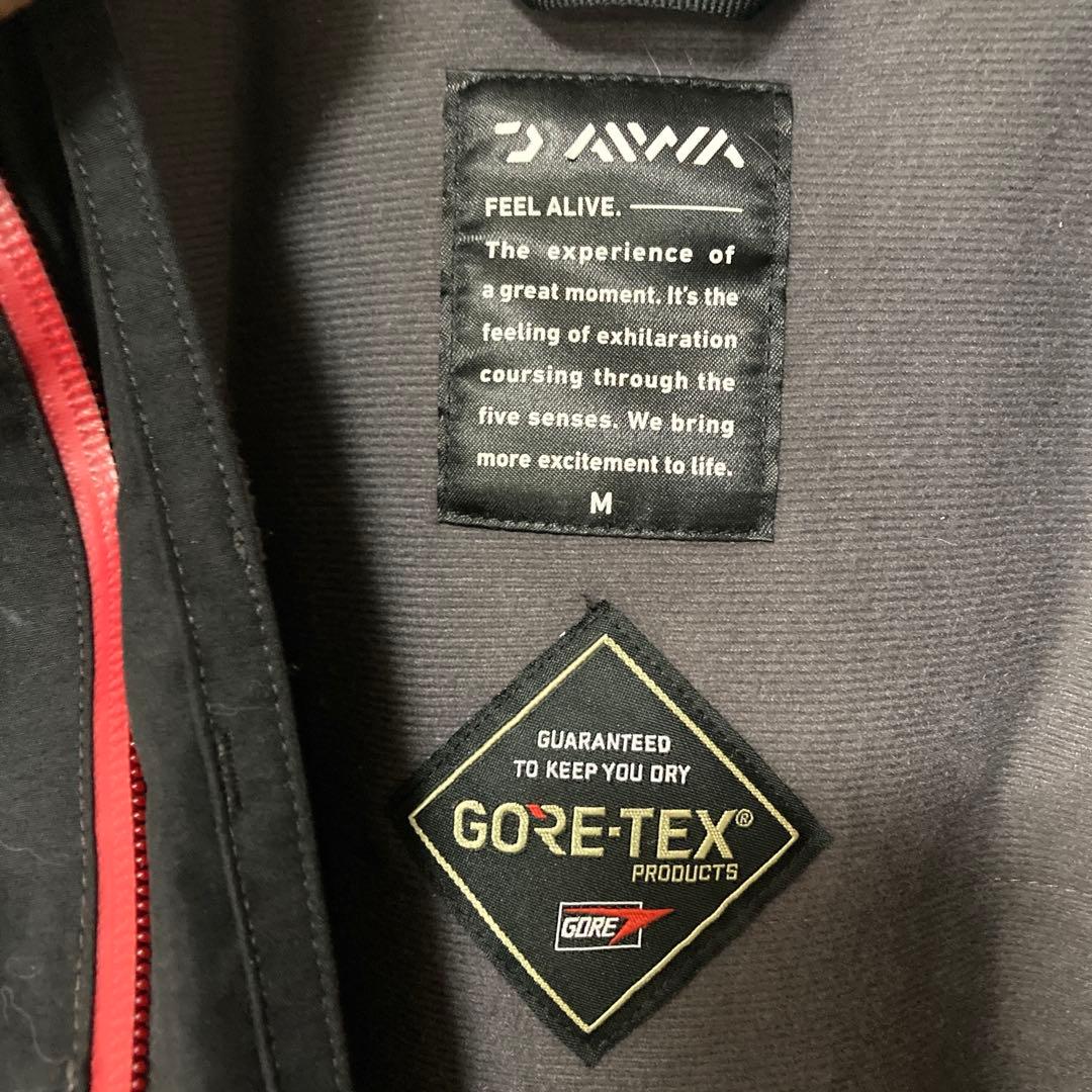 ダイワ DW-1907 ゴアテックス防寒レインウェアセット　Mサイズ