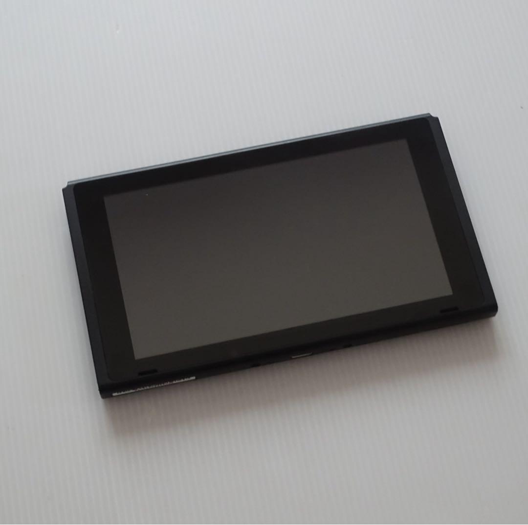 Switch旧型　画面本体のみ　2018年製　動作確認済　QA6965