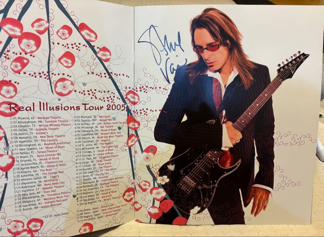 Steve Vai EVO Experience 超レアなグッズです！！
