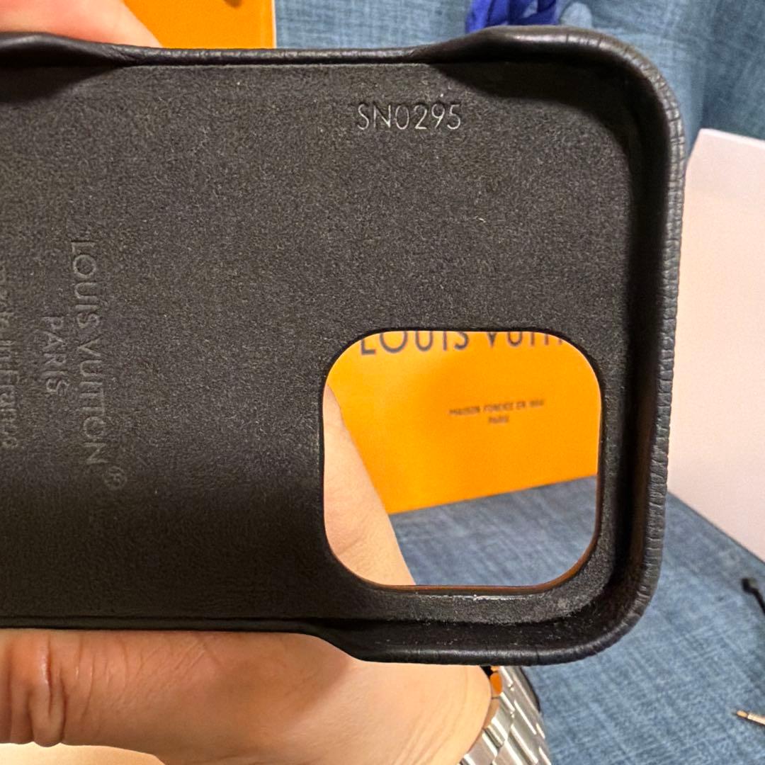 3日のみ使用 iphone16promax ルイヴィトン バンパーケース