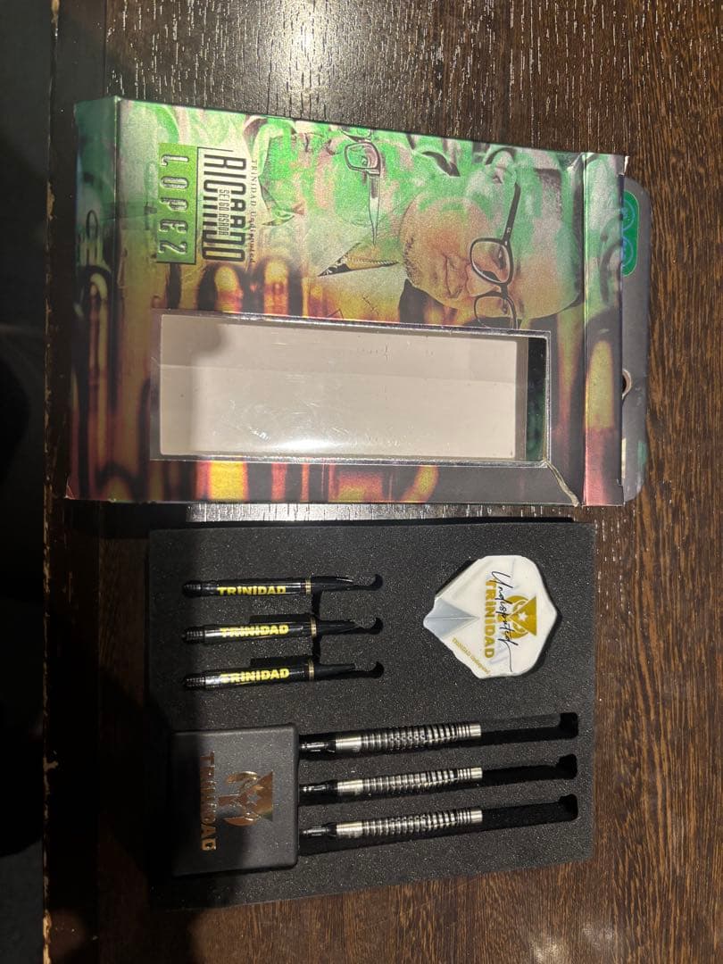 TRINIDAD LOPEZ ダーツ リカルドロペス