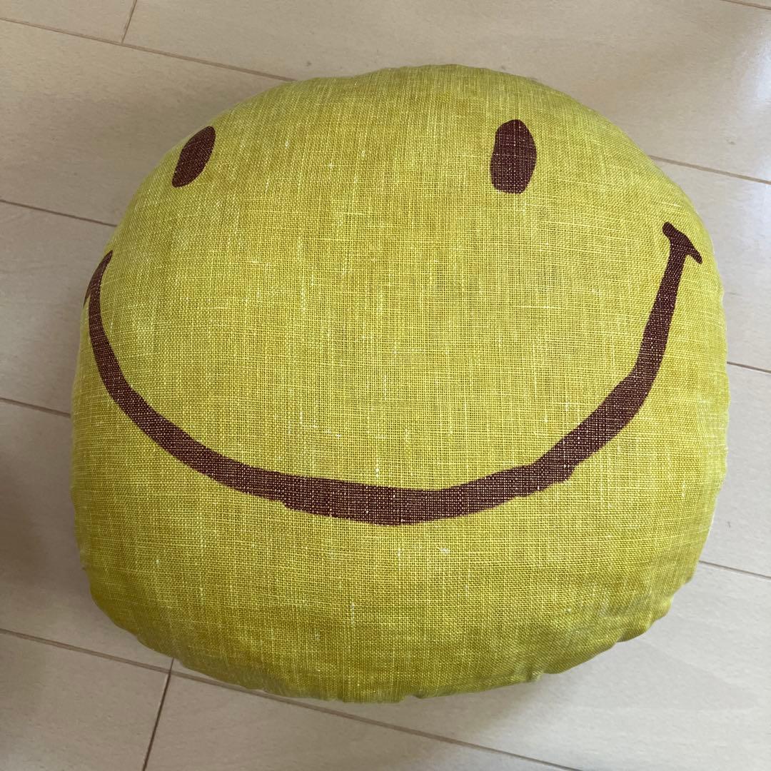 ジャクソンマティススマイリーフェイスクッション4個セット