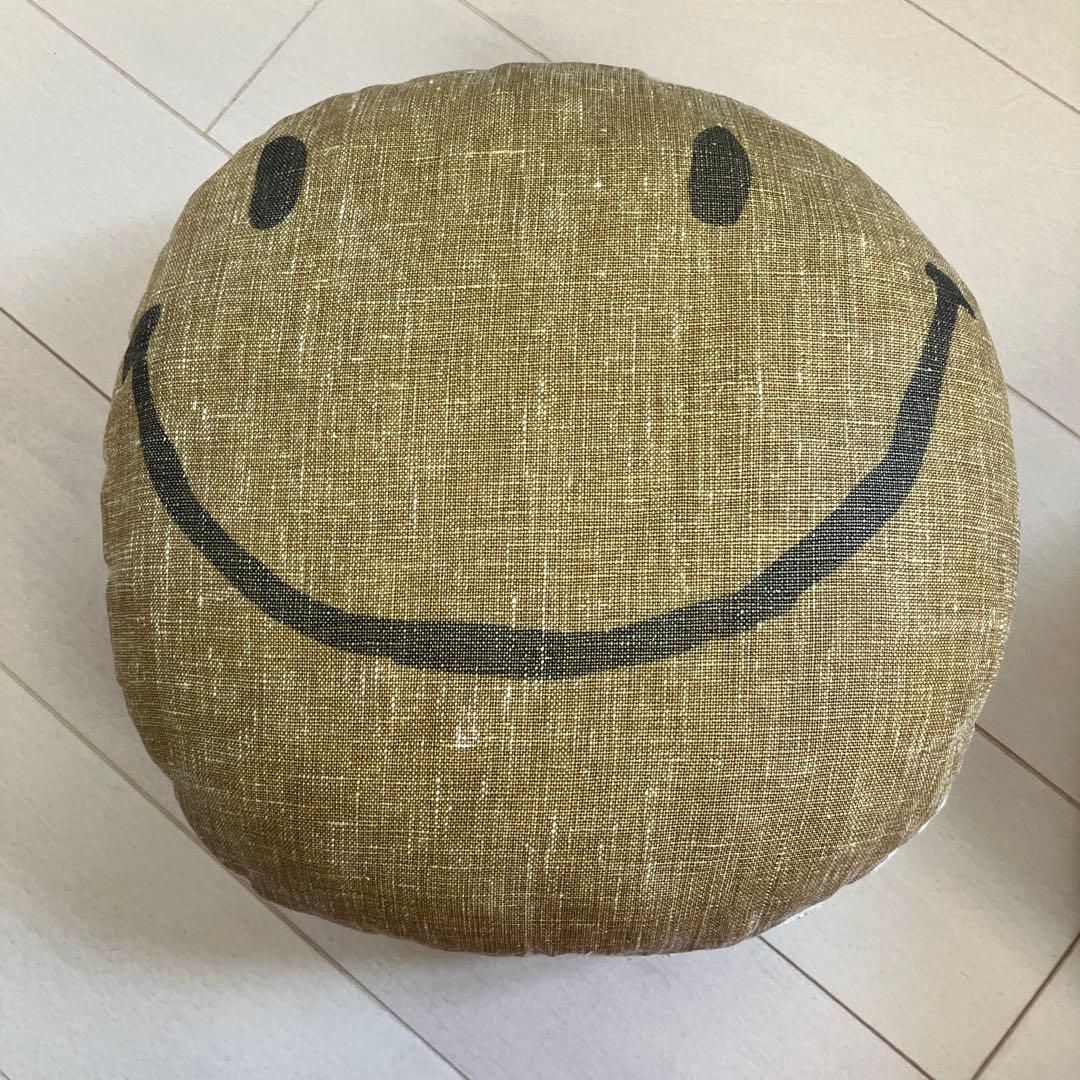 ジャクソンマティススマイリーフェイスクッション4個セット