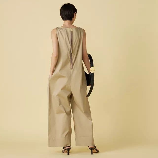 マディソンブルーBOAT NECK COMBINAISON CHINO