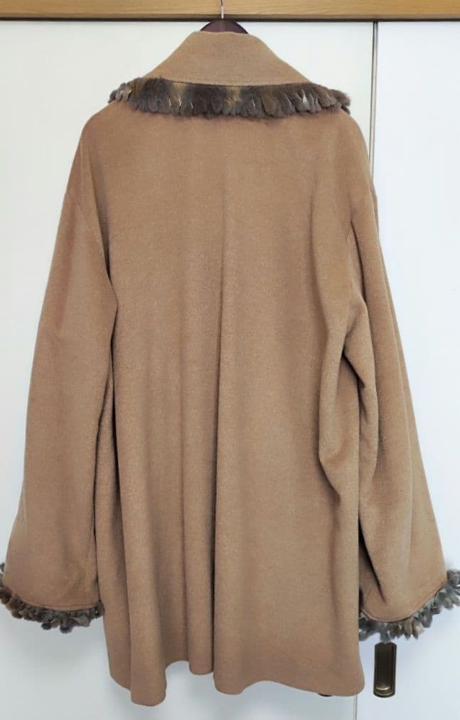 【美品】FENDI　ファー付きコート