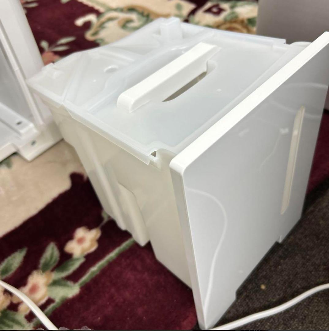 アイリスオーヤマ 空気清浄機能付き除湿機 IJCP-J160 ②