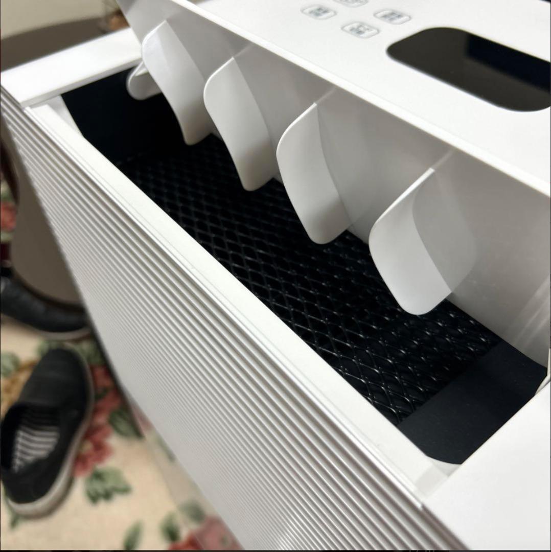 アイリスオーヤマ 空気清浄機能付き除湿機 IJCP-J160 ②