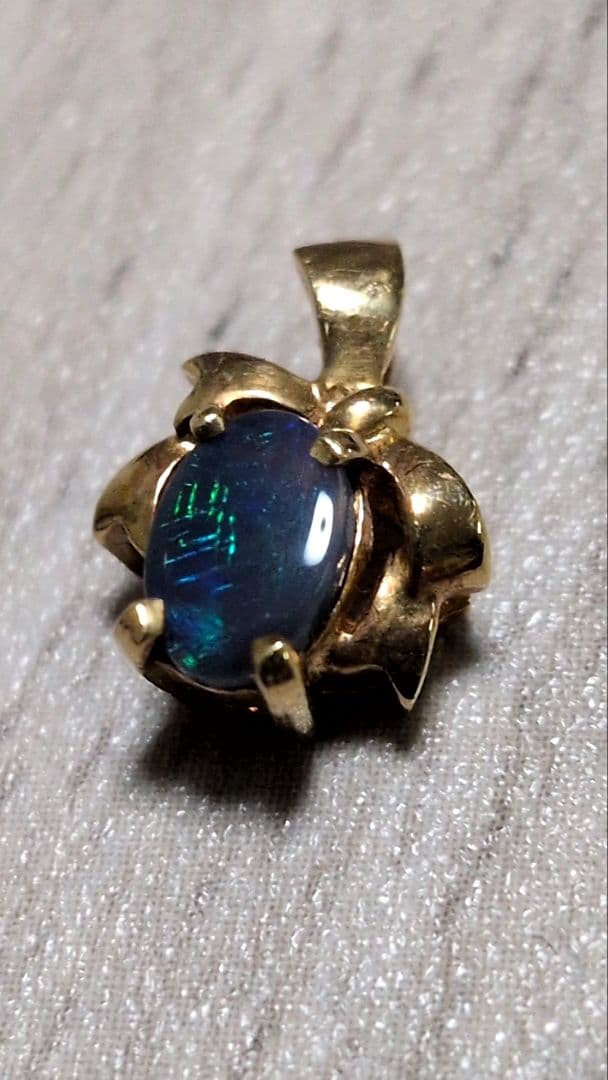 ネックレストップ　　ヘッド　　750刻印