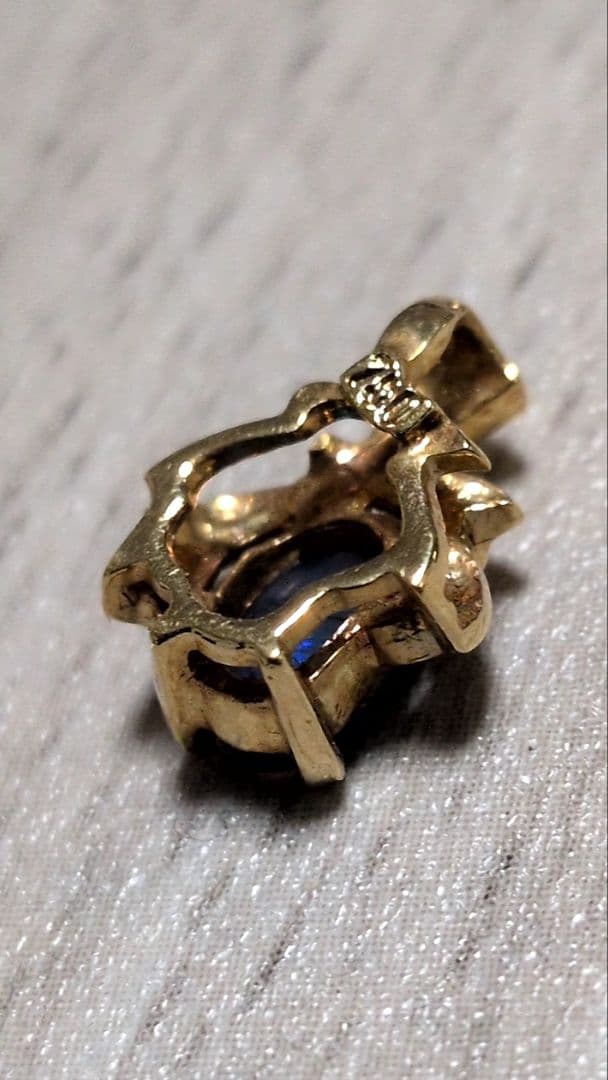 ネックレストップ　　ヘッド　　750刻印