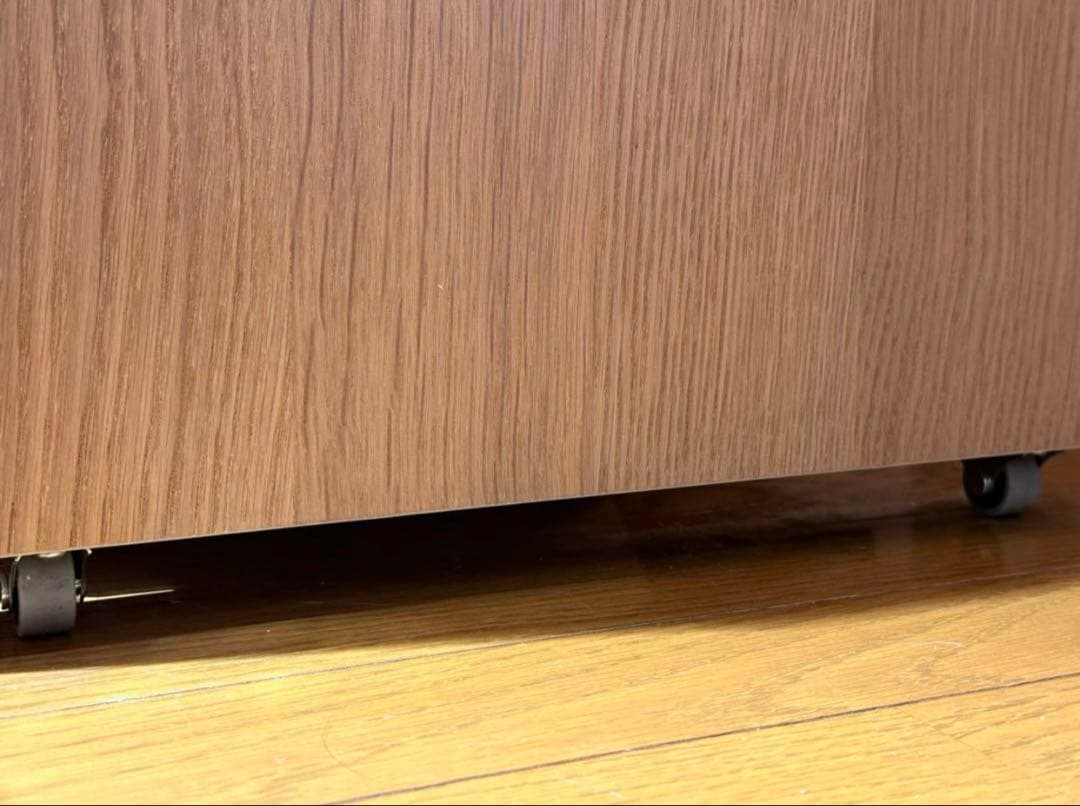 まり 廃盤色 IKEA MALM マルム デスク 引き出し式パネル付